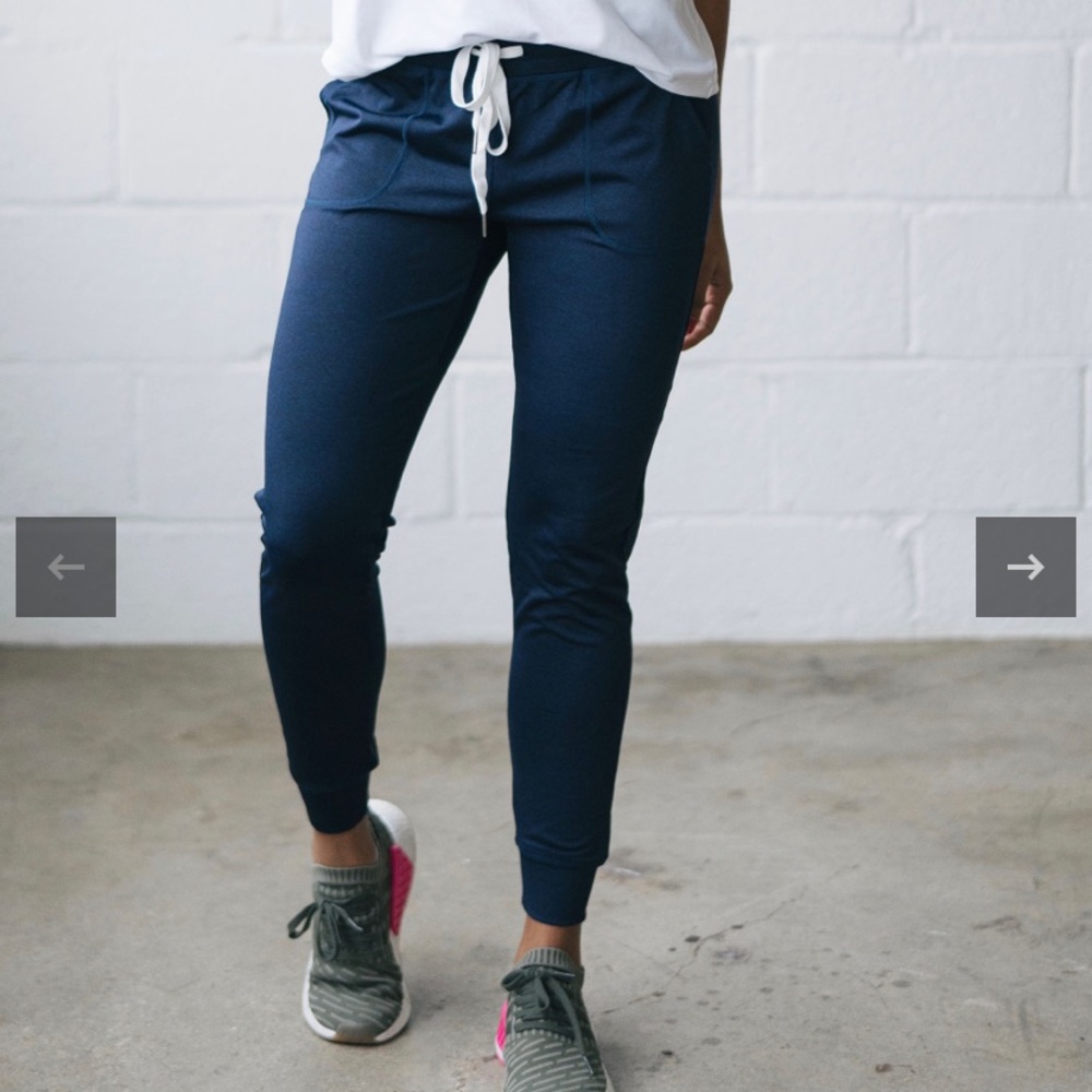 Dark Navy Zyia joggers